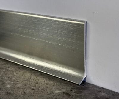 plinta-din-aluminiu-argintiu-periat plinta din aluminiu argintiu periat